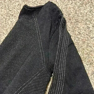Athleta size L Black Silver Metallic Glitter Shine Top Thumbholes pre owned